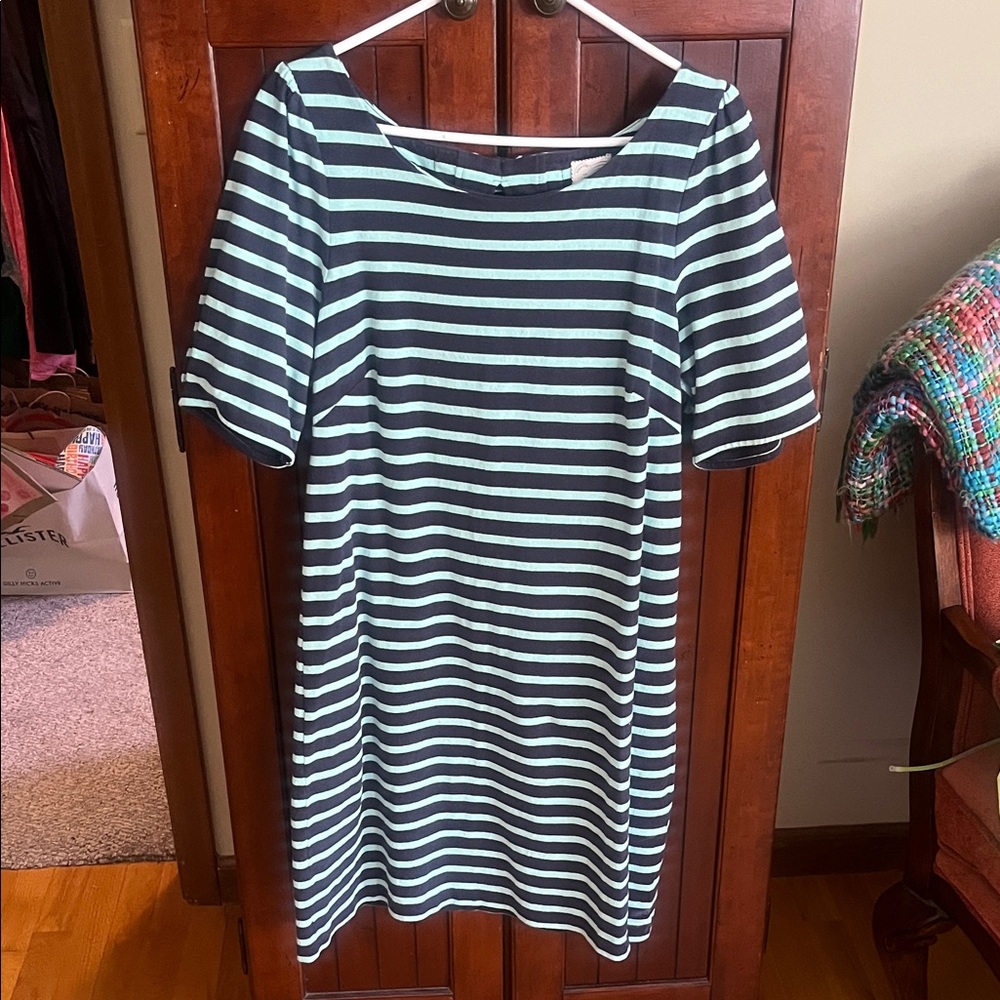 Striped Short-Sleeve Shift Dress - Black & Mint